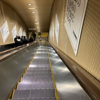 Photo taken at Oedo Line Roppongi Station (E23) by katsura s. on 2/24/2024