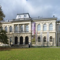 Das Foto wurde bei Narodni muzej Slovenije – Prešernova von Narodni muzej Slovenije – Prešernova am 4/4/2016 aufgenommen