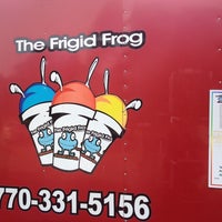 Foto scattata a The Frigid Frog of Georgia - a shaved ice company da Scary S. il 5/2/2014
