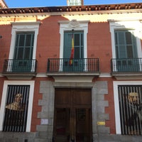 Foto diambil di Museo del Romanticismo oleh Charlene C. pada 11/11/2021