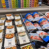 Photo taken at Mariano&amp;#39;s Fresh Market by Adam H. on 1/21/2022