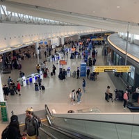 Photo taken at JFK AirTrain - Terminal 5 by Trevin⚡️ D. on 7/8/2022