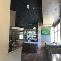 California Pizza Kitchen At Lakes At Thousand Oaks Pizza Place
