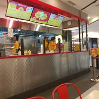 Photo taken at The Halal Guys by Satya W. on 2/28/2018