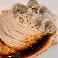 Photo taken at Din Tai Fung by Satya W. on 10/11/2021