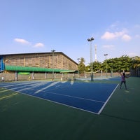 Photo taken at Lapangan Tenis Cilandak by Satya W. on 6/7/2017