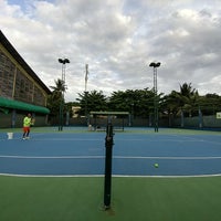 Photo taken at Lapangan Tenis Cilandak by Satya W. on 6/1/2017