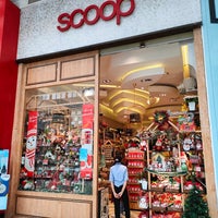 Photo taken at Scoop スクープ by Satya W. on 12/4/2022