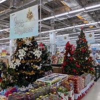 Photo taken at Carrefour by Satya W. on 11/27/2019
