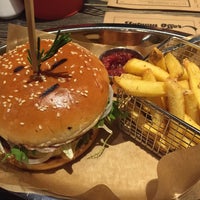 Photo taken at Ketch Up Burgers by Берта on 1/5/2016