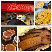 Photo taken at Moonie&amp;#39;s Texas Barbeque by Super D. on 5/29/2022