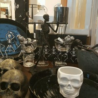 Pottery Barn 1065 Brea Mall