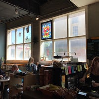4/20/2018 tarihinde Vanessa M.ziyaretçi tarafından Cool Beans Coffee Roasters'de çekilen fotoğraf