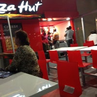 Photo taken at Pizza Hut by Michelle M. on 3/31/2013