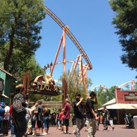 Photo taken at Six Flags Magic Mountain by Rebeca M. on 5/10/2013