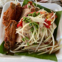 Photo taken at Klong Lat Mayom Floating Market by BBR on 7/30/2023