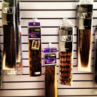 Foto tirada no(a) OH! DIOSAS Hair Store por LAET. Brisa H. em 10/24/2012