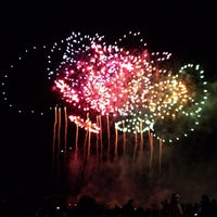Photo taken at Chofu Fireworks Festival by Yuri A. on 10/20/2012