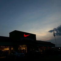 nike outlet pigeon forge tennessee