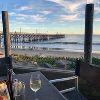 Foto tirada no(a) Beachside Bar Cafe por Justin L. em 6/18/2020