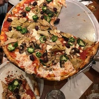 Foto tomada en Europa Pizzeria  por Aakash S. el 2/10/2018