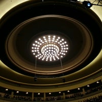 Foto scattata a Coliseu do Porto da Telmo C. il 11/23/2012