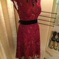 10/14/2014에 Kim Brooks Style님이 Luly Yang Couture에서 찍은 사진