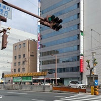 Photo taken at 大橋通電停 (Ohashi-dori Sta.) by かあさく 烏. on 5/5/2023
