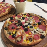 Photo taken at Pasaport Pizza by Sema B. on 4/1/2018