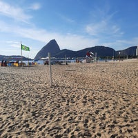 Photo taken at Praia do Flamengo by Eneida C. on 2/25/2023