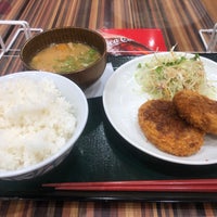 Photo taken at まんぷく食堂 by hide on 8/6/2021
