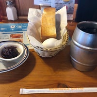 Photo taken at Komeda&amp;#39;s Coffee by hide on 8/27/2022