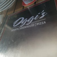 Photo taken at Oggi&amp;#39;s Sports | Brewhouse |Pizza by Michael T on 2/17/2018