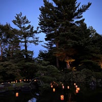 Foto scattata a Shofuso Japanese House and Garden da Nick S. il 8/14/2022