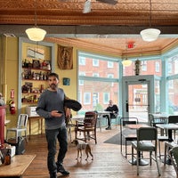 Foto tirada no(a) Peekskill Coffee House por Amanda C. em 4/16/2022