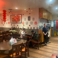 Photo taken at Beijing Restaurant 北京小馆 by 純苔 小. on 12/30/2019