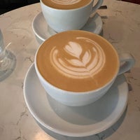 Photo taken at Prufrock Coffee by 純苔 小. on 10/14/2023