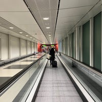 Photo taken at South Terminal by 純苔 小. on 12/25/2022