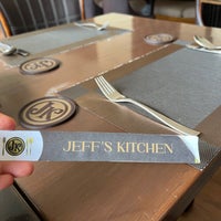Das Foto wurde bei Jeff&amp;#39;s Kitchen von Sevket A. am 11/22/2023 aufgenommen