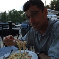 8/9/2015 tarihinde Temple S.ziyaretçi tarafından Mart Anthony&#39;s Italian Restaurant'de çekilen fotoğraf