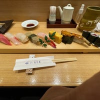 Photo taken at Sushi Iwa by とらちゃん on 12/4/2022