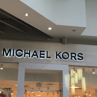 Michael Kors - South Auburn - 1101 Outlet Collection Way SW Ste 1010