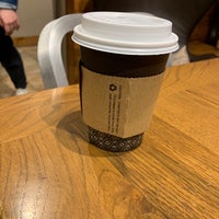 Foto tomada en Peet&amp;#39;s Coffee &amp;amp; Tea  por E E. el 2/16/2019