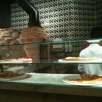 รูปภาพถ่ายที่ Rei do Pedaço Pizzas โดย Thales C. เมื่อ 1/11/2013