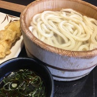 Photo taken at 丸亀製麺 テラッセ納屋橋店 by あきや a. on 3/18/2023