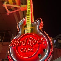 Photo taken at Hard Rock Cafe by こちゃ on 11/4/2023