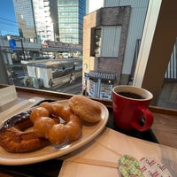 Photo taken at Mister Donut by 浜 松 鉄. on 12/18/2022