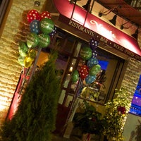 11/6/2012 tarihinde 7th.Listziyaretçi tarafından Zitelli&amp;#39;s Thin Crust Pizza and Bar'de çekilen fotoğraf