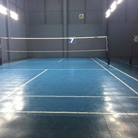 Photo taken at Phoenix Badminton Court by Nampung K. on 5/20/2017