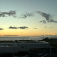 Photo taken at Novotel Auckland Airport by Neil H. on 1/22/2023